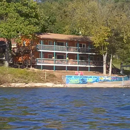 Wilsons On The Lake Hotel Camdenton Exterior foto